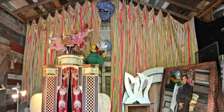 Antique Stores on Blue Star Highway near South Haven, Sunset Junque