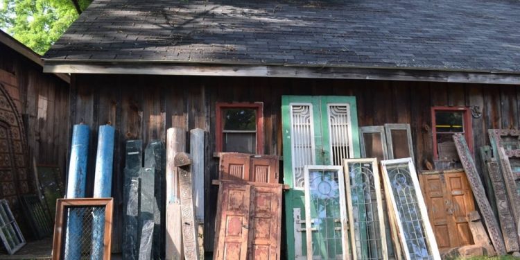 Antique Stores on Blue Star Highway near South Haven, Sunset Junque
