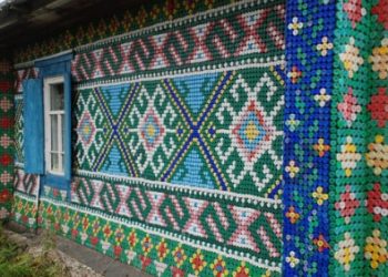 Bottle Caps House – Siberia, Russia