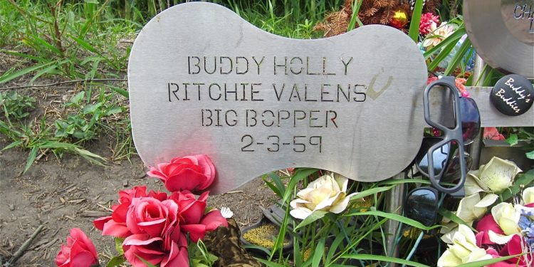 Buddy Holly Memorial Crash Site, Clear Lake, Iowa