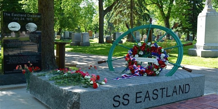 Eastland Disaster – the shipwreck on the Great Lakes