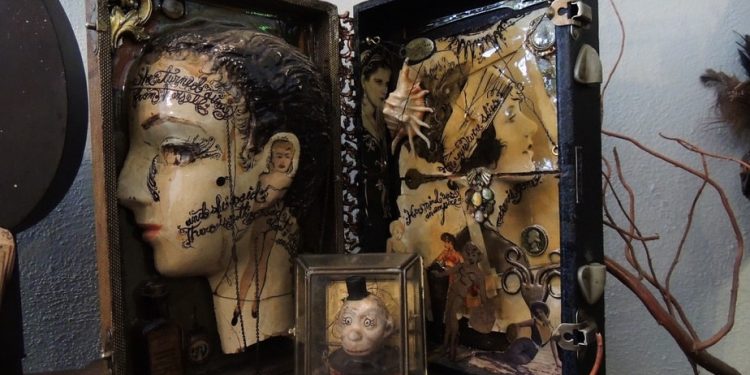 Freakybuttrue Peculiarium, Portland, Oregon