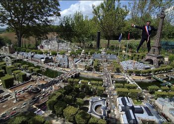 Gerard Brion – Miniature Paris