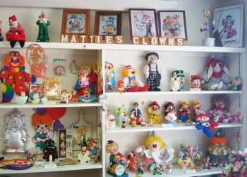 Klown Doll Museum in Plainview, Nebraska