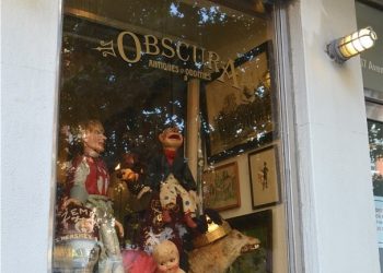 Obscura Antiques & Oddities, NYC