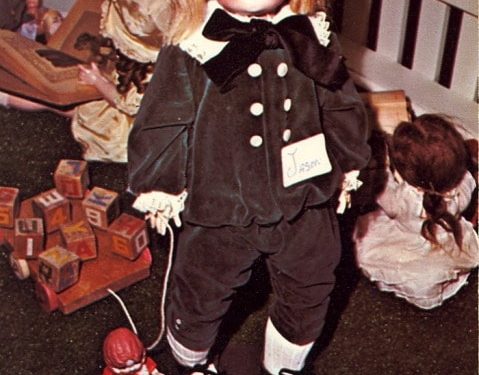 Pearl’s House Of Dolls at Plain & Fancy Farm