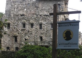 Sherlock Holmes – William Gillette