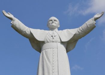 World’s Tallest Pope Statue, Czestochowa, Poland